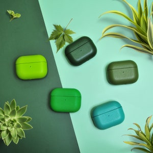 Leren AirPod Pro 2-hoesje gepersonaliseerd cadeau voor mannen groen AirPod-hoesje 3e voor hem uniek verjaardagsidee schattig techliefhebber accessoires voor jongen