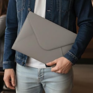 現代的なグレーのラップトップスリーブ15エグゼクティブデザイナーパーソナライズレザーMacBook Airケース