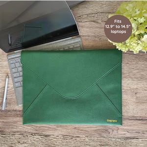 Custodia per laptop verde da 14 pollici per donna Custodia monogramma per MacBook Pro da 13 pollici per spazio di lavoro minimalista Idea regalo per uomo Borsa per computer Stampa iniziale Carino