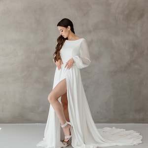 Wedding dress simple. Airy chiffon wedding dress. Wedding  dress with Long train. Wedding dress with Long sleeve. Wedding dress.