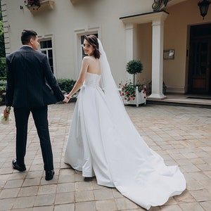 Wedding dress. short dress. short wedding dress. satin wedding dress. wedding dress with detachable skirt. ANASTASIA style.
