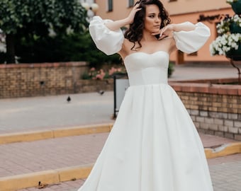 Wedding dress. Wedding dress with sleeves. Satin wedding  dress dress. Puffy sleeve. Elmina style