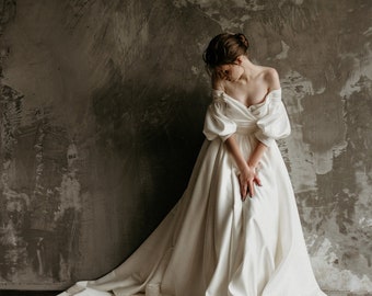Wedding dress/ satin dress/ Chris style/ puff sleeve/ wedding dress with long sleeve/ dress/ wedding dress with long train/