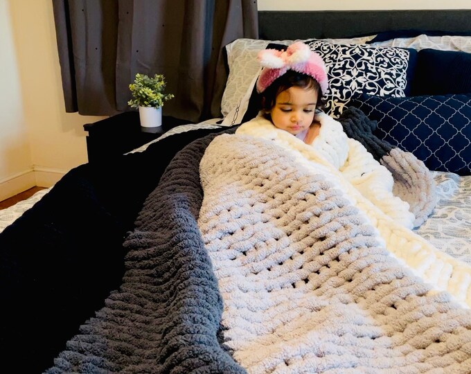 Chunky Chenille knitted throw blanket Handmade 4 colors