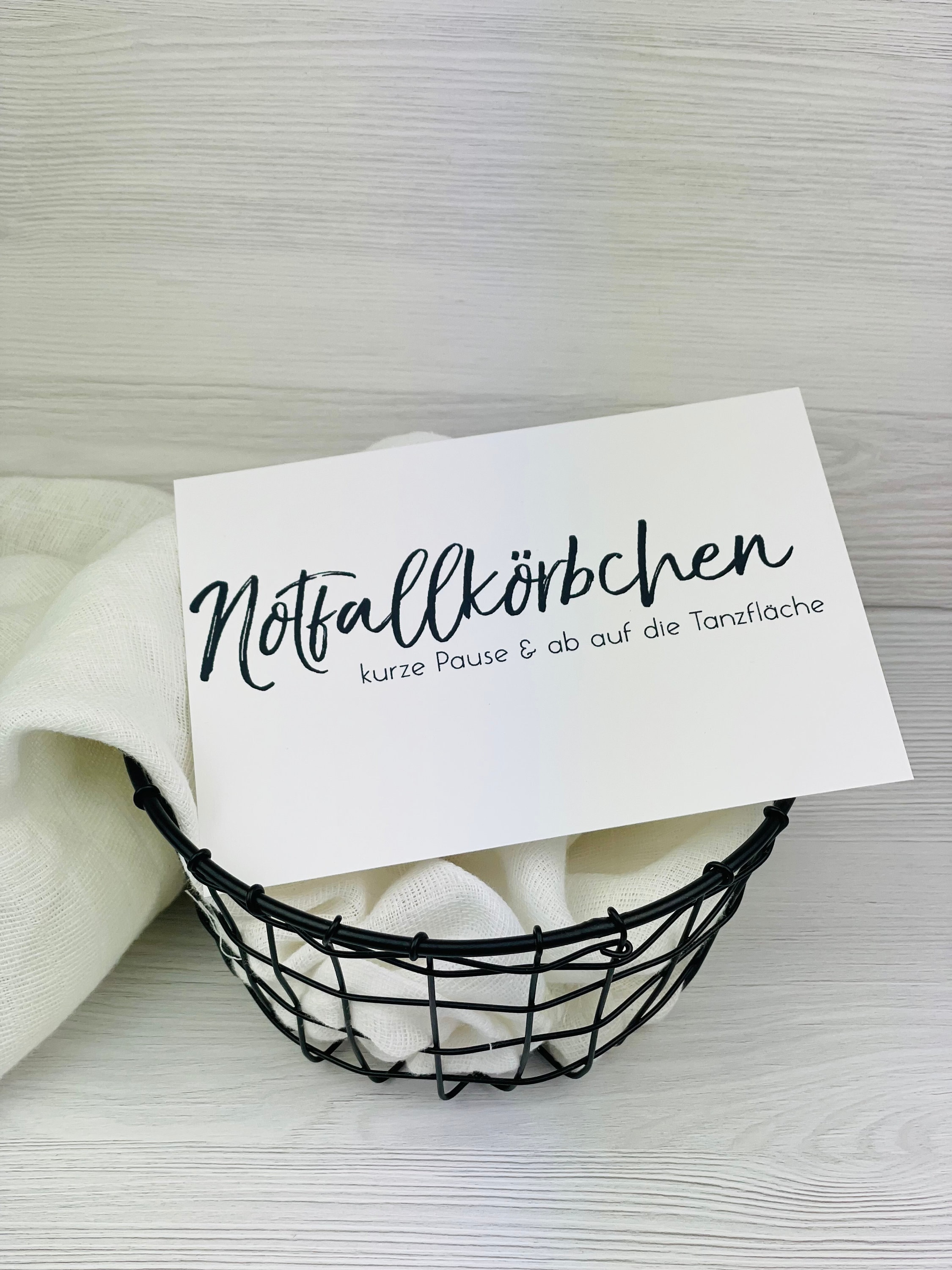 Aufkleber Notfallbox Hochzeit - Mit selbstklebendem Schriftzug den  Notfallkorb für die Hochzeit selbst basteln., Online Shop