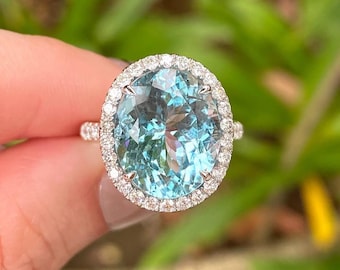 Oval Aquamarin Ring | Blauer Edelstein Diamant Halo Verlobungsring | 14K Weißgold Statement Ring | März Geburtsstein | Geschenk für Sie