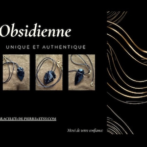 Peut inclure: L'image présente trois pendentifs en forme de pointe de flèche en obsidienne, chacun sur un cordon en cuir. Les pendentifs noirs ont une finition polie. Le fond est un mélange de marron et de noir, avec le texte blanc "Obsidienne" et "UNIQUE ET AUTHENTIQUE".