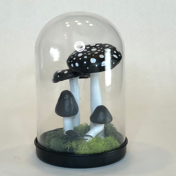 poison mushroom cloche