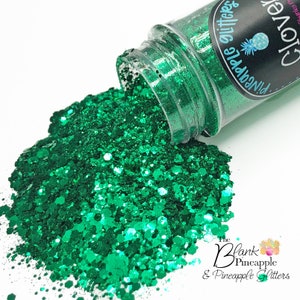 Clover Chunky Mix Metallic Glitter PET Polyester 2oz. Shaker Bottle, Green Glitter