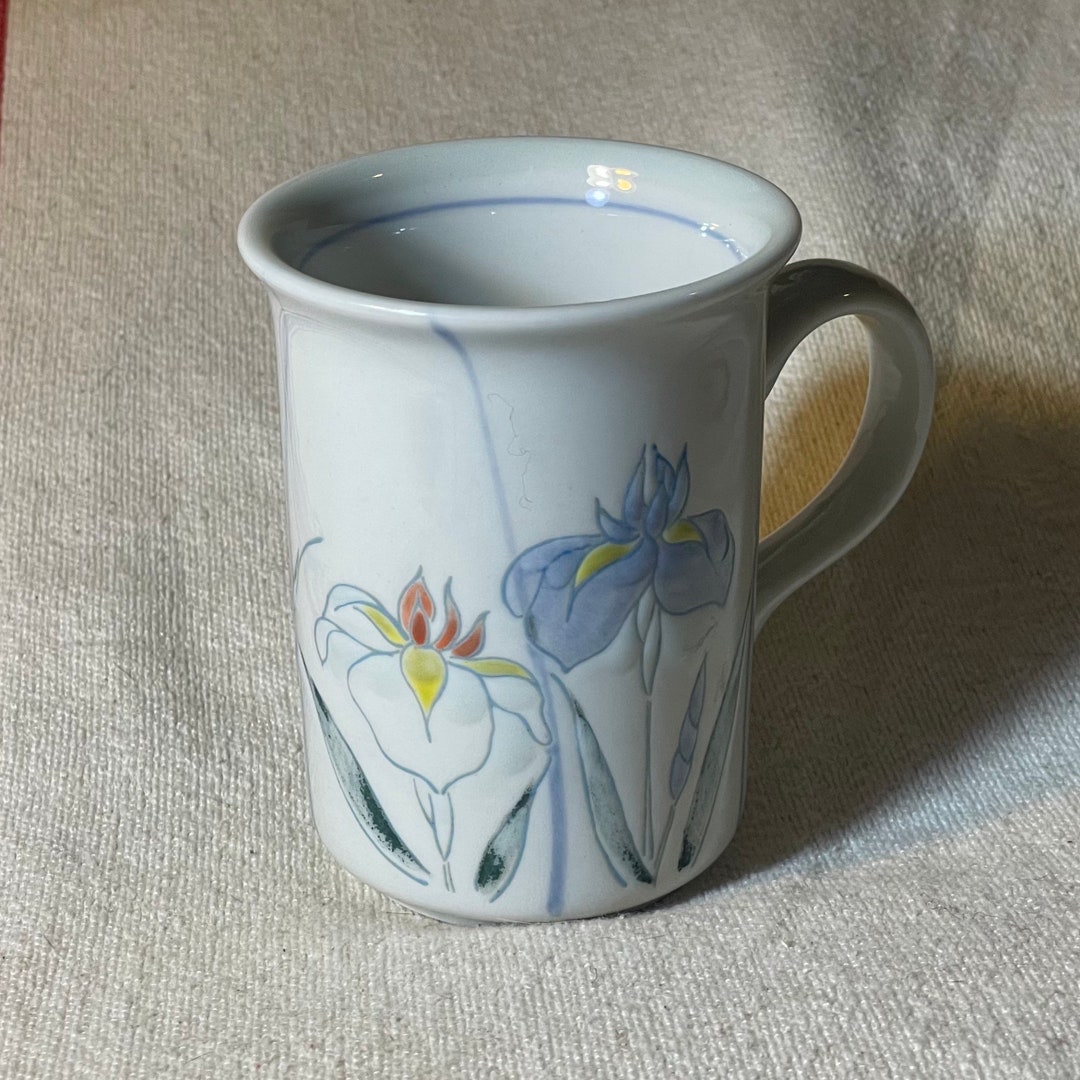 Beautiful Vintage Iris Coffee Cup Japanese Style Ceramic Mug Etsy