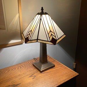 Prairie Style Stained Glass Lamp - Medium