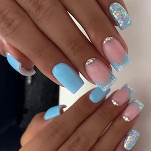 Light Blue Press On Nails Glossy Medium Short Square Nails Rhinestone and Glitter Tips Fake Nails Set Glam Press Ons 24 pcs Blue False Nails