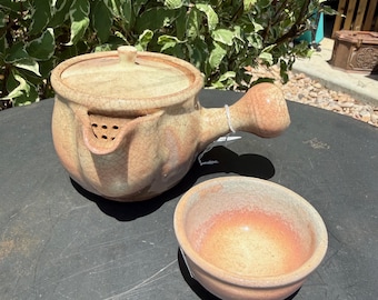 Vintage/Antique Authentic Hagi Tea Pot with Tea Cup Gorgeous Crackle Glaze
