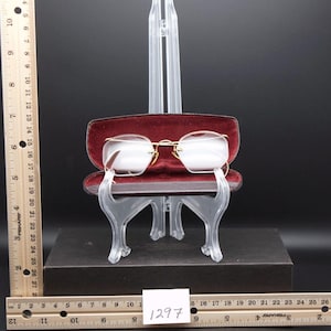Lunettes de vue anciennes avec monture dorée avec étui (1297)