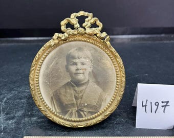 Antique Victorian 3 inch Embellished Frame with Original Child’s Photograph (4197)
