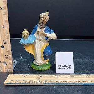 Vintage Italian Plaster Magi Wiseman Nativity Piece (2358)