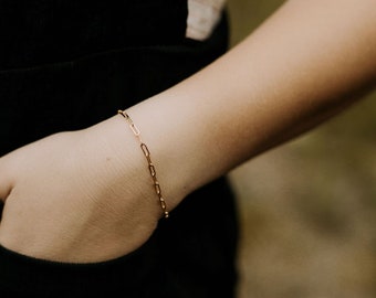 Gold Paperclip Bracelet • 14K Gold Filled • Minimalist Chain Bracelet • Layering Bracelet
