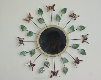 Modern Metal Wall Mirror: Stylish Home Decor