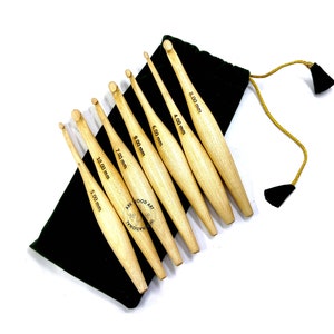 Handmade Wooden Crochet Hook Set: Soft Grip, 4mm-10mm
