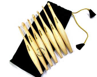 Handmade Wooden Crochet Hook Set: Soft Grip, 4mm-10mm
