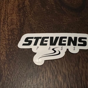 Vinylbedrukte sticker Stevens Pass Ski Resort - loslaten en plakken