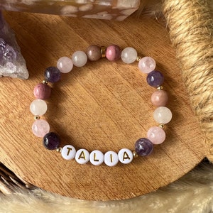 Natural stone bracelet to personalize with letter, word, first name