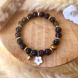 Tiger's eye stone protection bracelet / red tiger's eye with Sakura flower pendant