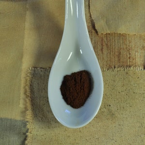 4 oz Sandalwood Natural Dye
