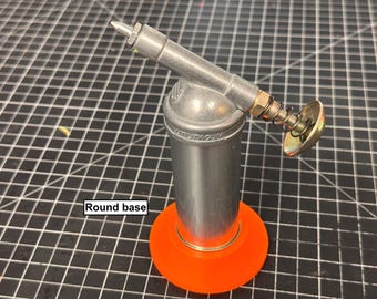 Wide anti-tip base for Dualco or Park grease guns