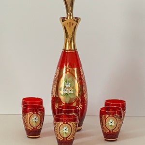Elegant Gold Red Decanter Beautiful Home Decoration set of 6 glasses