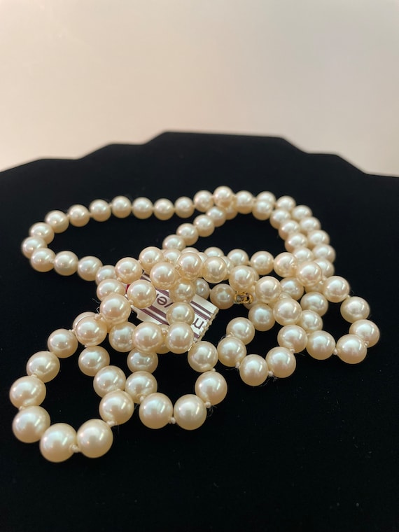 Vintage Marvella Glass Pearl Necklace