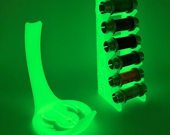 Kyber Crystal Display Holder and Tilted Hilt Lightsaber Holder - Glow in the Dark