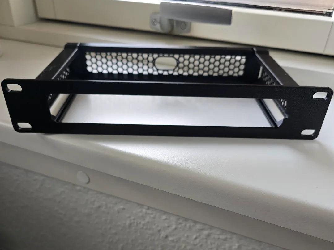 Ubiquiti Unifi Cloud Gateway Fiber Rack Mount Bracket (1U, 10 Inch