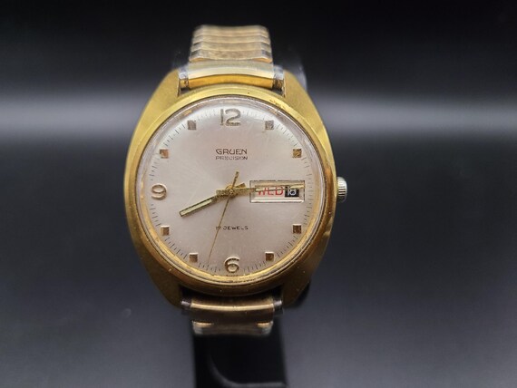 Vintage Gold Plated Gruen Precision 17 Jewels Gold Tone 1970s