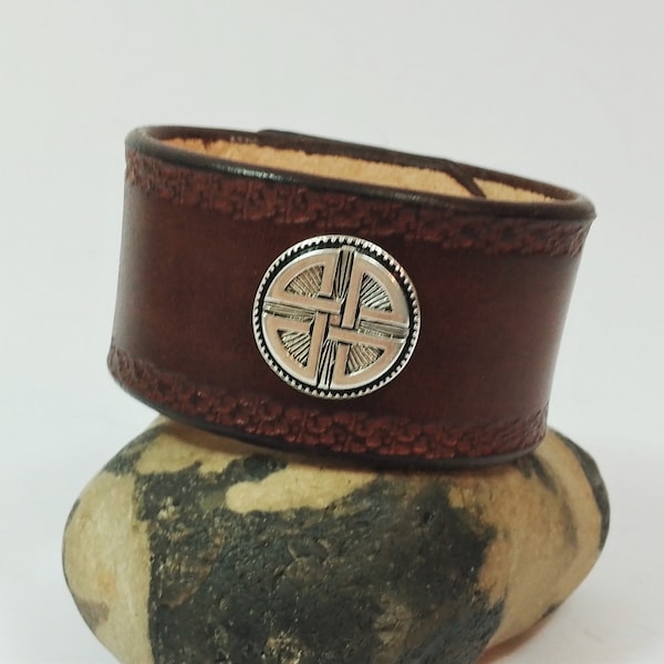 Bracelet leather bracelet shield knot decorative rivets hallmarked leather snap fastener B3.5 cm U18.5-20.5 cm Viking Celts Middle Ages handmade
