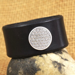 Leather bracelet flower of life bracelet leather black adjustable width 3 cm circumference 16.5 cm + 18 cm decorative rivet handmade unique medieval