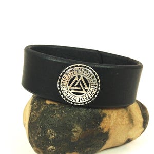 Leather bracelet VALKNUT runes bracelet leather black W2.5 cm U19+21 cm Wotan's knot handmade Viking medieval biker genuine leather cuff
