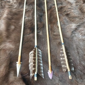 PRIMITIVE wooden hunting and fishing arrows