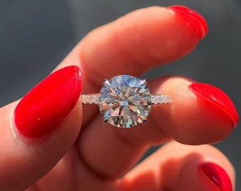 1.50ct Round Lab Grown Diamond Louise Ring, 5