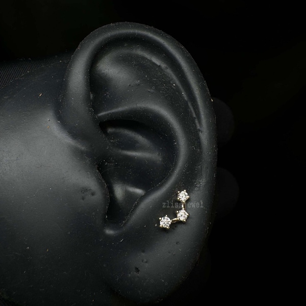 Pendiente de diamante cultivado en laboratorio para trago, pequeño piercing de diamante, oro macizo de 14 k, delicado pendiente de tres piedras para cartílago, concha, regalo para ella