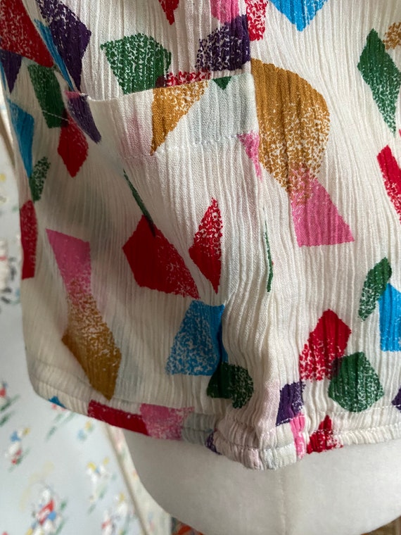 1980s Abstract Print Blouse - image 5
