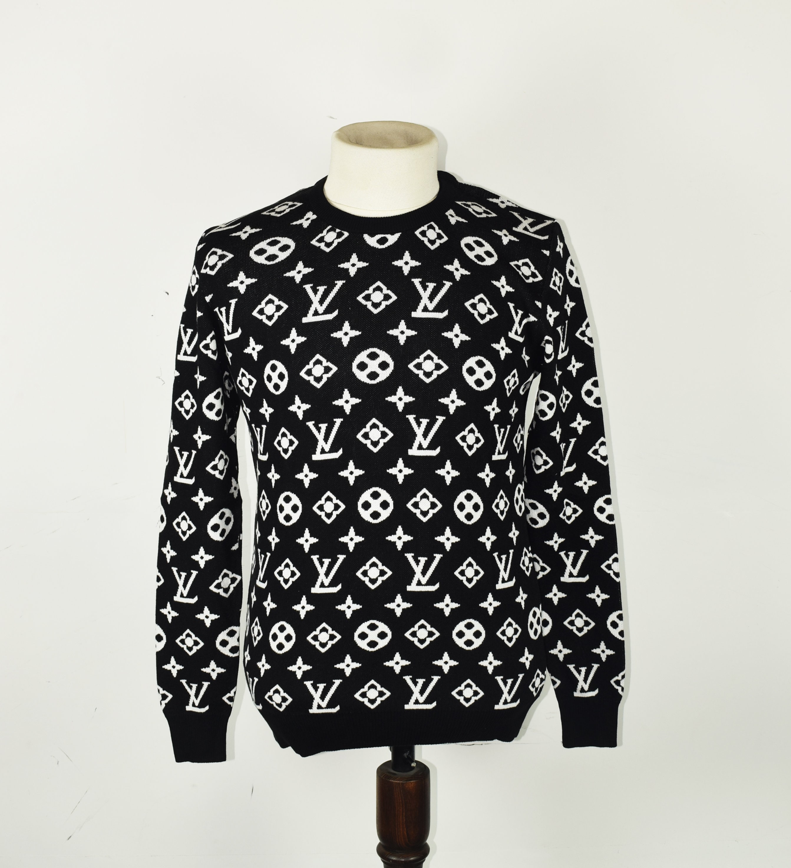 Vintage Louis Vuitton men's sweater size L