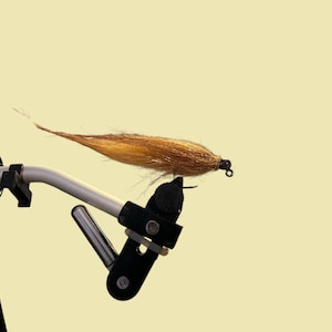 3 Tan/Copper Jig Streamers