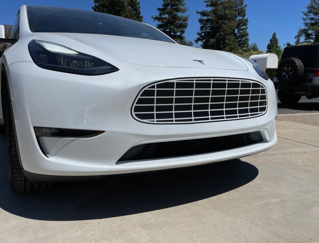 OUTLINE grille bumper Decal sticker compatible with Tesla exterior  decorative accessories for Model 3 & Model Y - V2