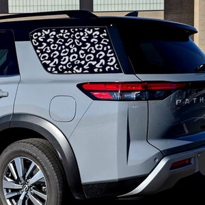 Adesivos gráficos para janelas com estampa de leopardo e quatro painéis para Nissan Pathfinder 2021-2025