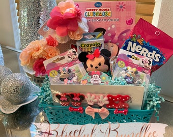 Cesta de regalo con diadema floral de Minnie Mouse / Regalos de Minnie Mouse / Fiesta temática de Minnie / Cesta de cumpleaños de Minnie / Cesta de regalo de Minnie