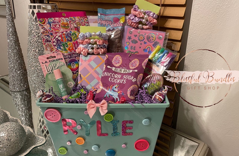 Unicorn Bow & Button theme gift basket | Unicorn gift baskets| Birthday basket for girls | Unicorn Girls gift basket image 1