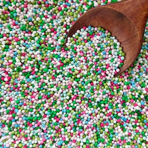 クリスマスを盗んだのは誰？比類のない食べられるスプリンクル100個、1000個ケーキ用品、パン屋、デコレーター、ジュエリーメーカー、キャンドル、樹脂、バスボム、グリンチ