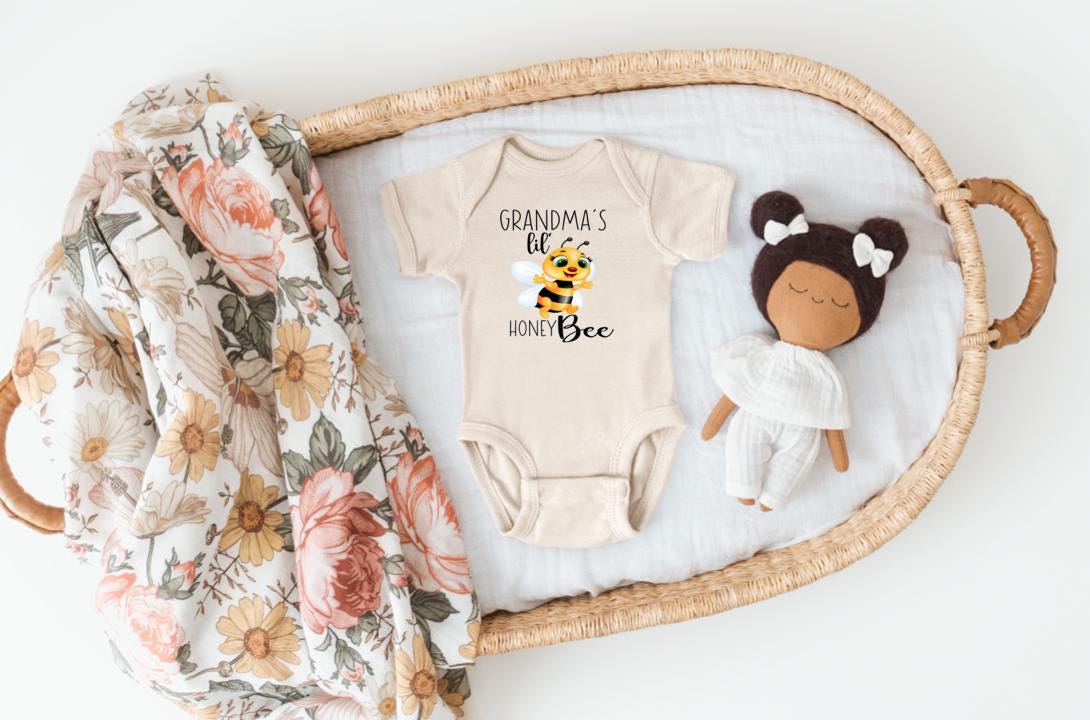 Grandma's Lil Honeybee Onesie, Baby Clothes, Bumblebee, Grandma