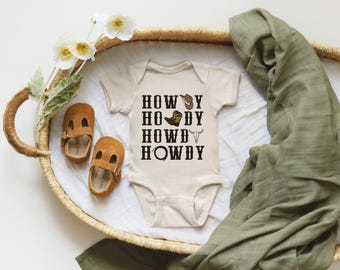 How-body, Cowboy-body, Babybody, Babykläder, Babypresent, Könsneutral, Bondgård, Lantlig, Cowboystövlar, Söta babykläder, Babypojke